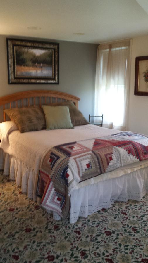 Eagles Mere Inn Hotel